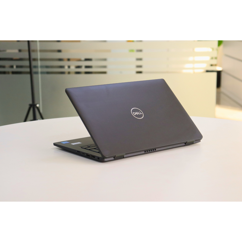 Dell LATITUDE 7420: 11th Gen i5, 16GB RAM, 256GB SSD, SN:001045