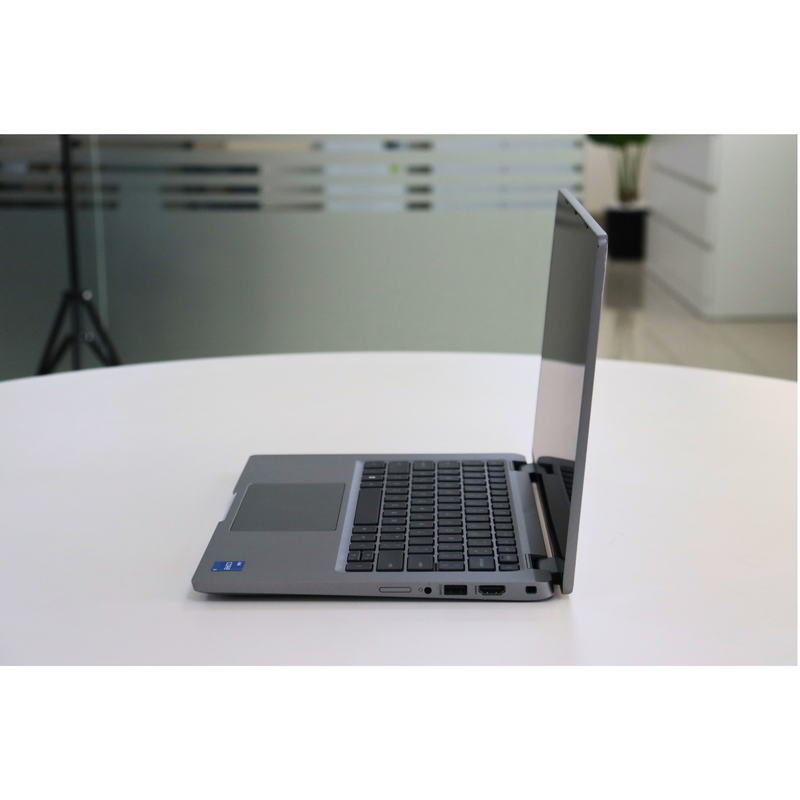 Dell LATITUDE 5330: 12th Gen i5, 16GB RAM, 256GB SSD, SN:06027