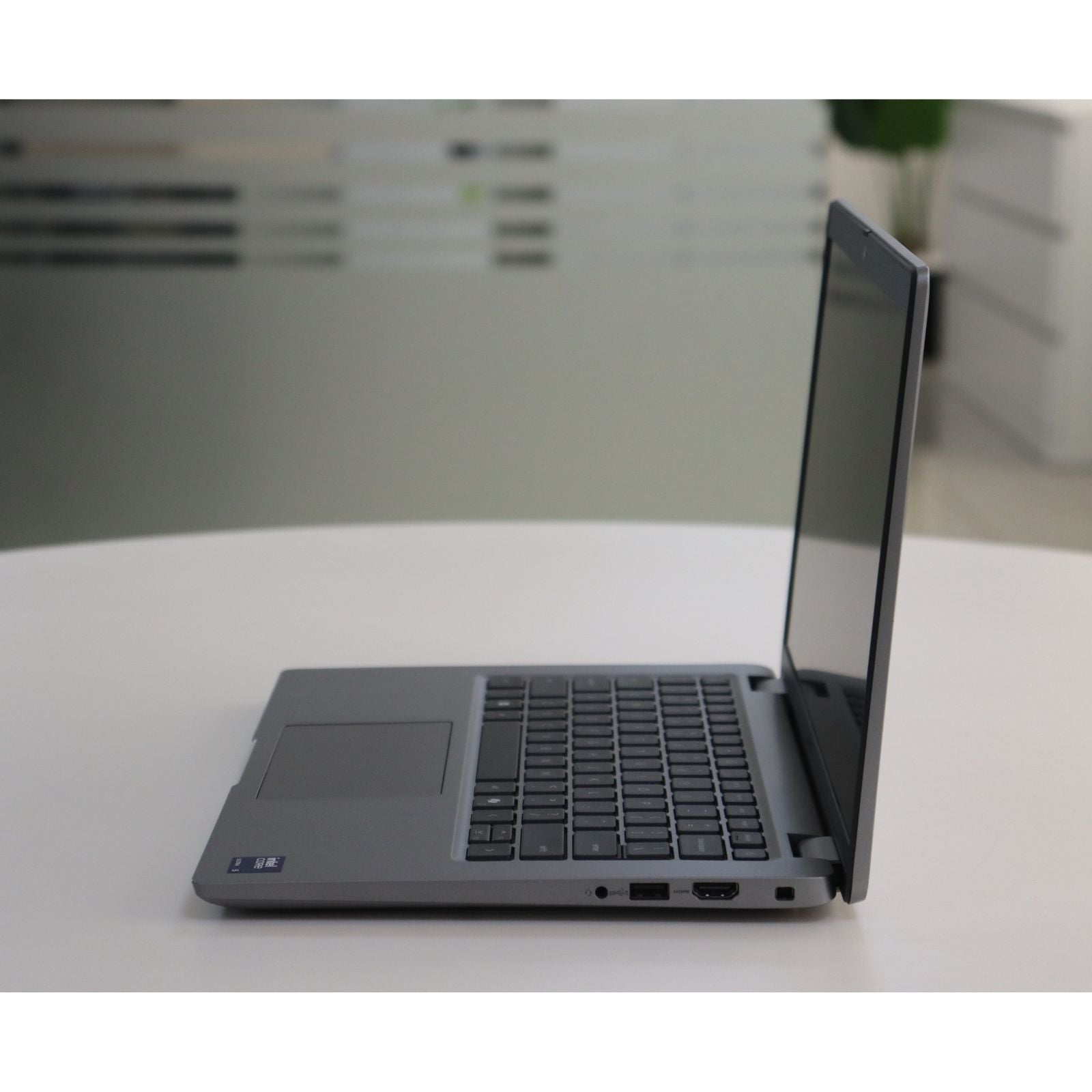 Dell LATITUDE 5450: Ultra 5, 16GB RAM, 256GB SSD, SN:97843