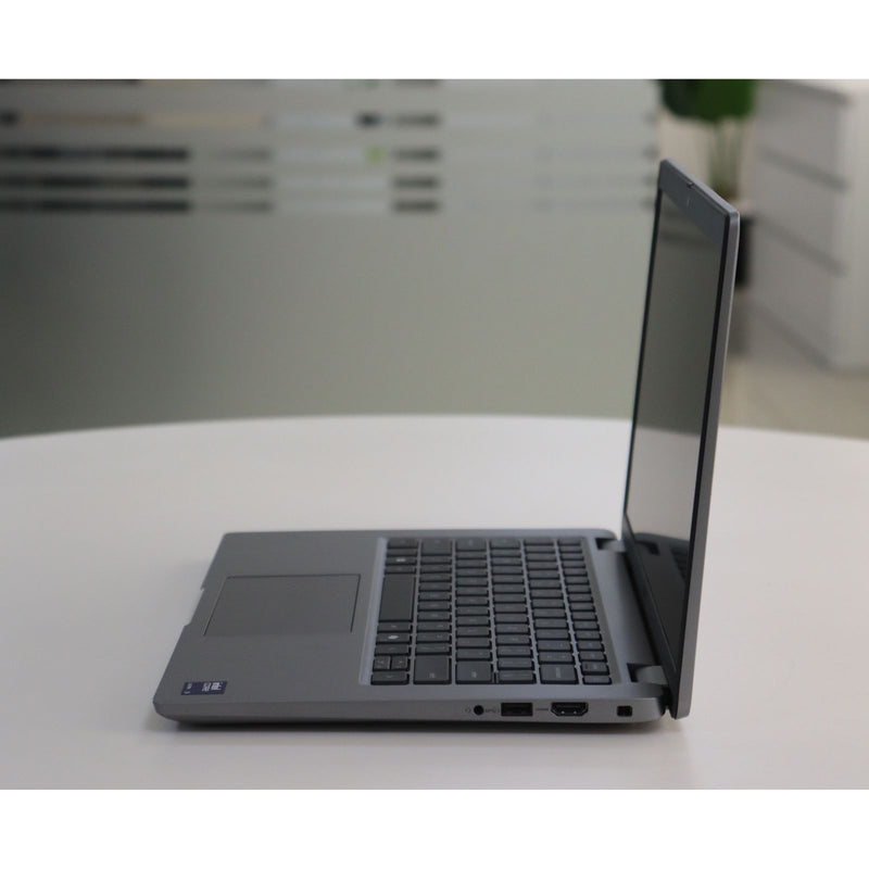 Dell LATITUDE 5450: Ultra 5, 16GB RAM, 256GB SSD, SN:97843