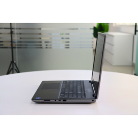 Dell PRECISION 7670: 12th Gen i7, 32GB RAM, 512GB SSD, SN:19514