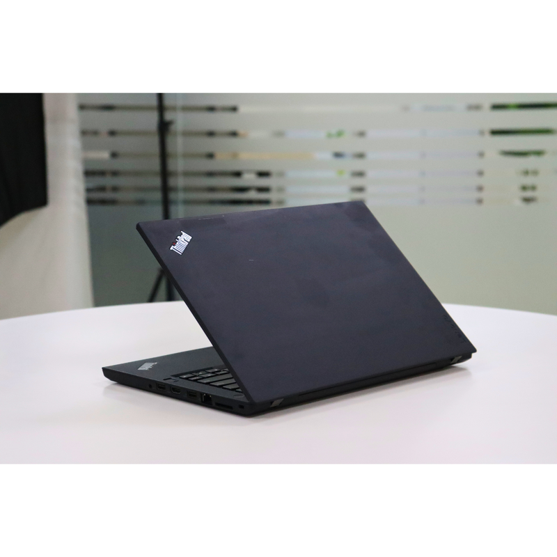 Lenovo ThinkPad T480: Intel Core i7, 8th Gen, 16GB RAM, 512GB SSD SN:92849