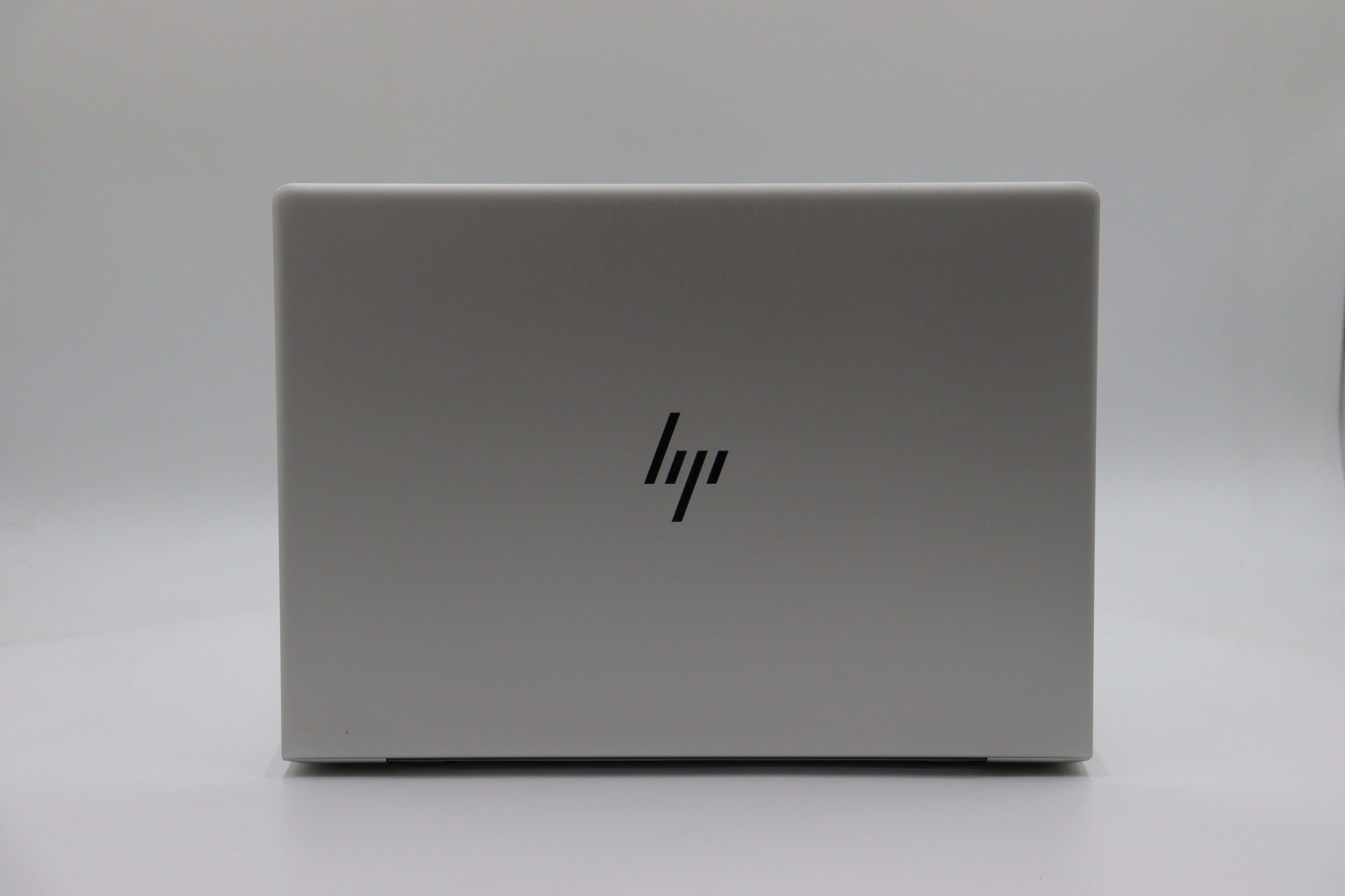 HP ELITEBOOK 840 G5: Intel Core i5, 8th Gen, 8GB RAM, 256GB SSD SN:94328