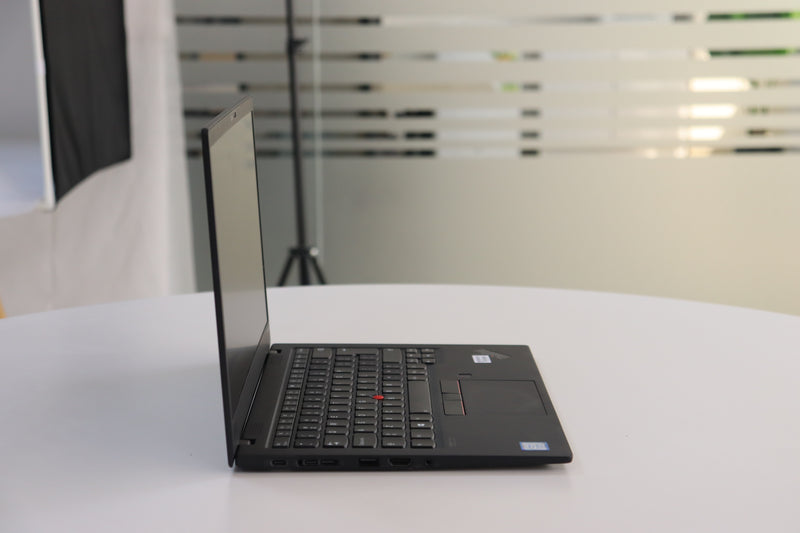 LENOVO THINKPAD X1 CARBON GEN 7: 8th Gen i5, 16GB RAM, 512GB SSD, SN:01125