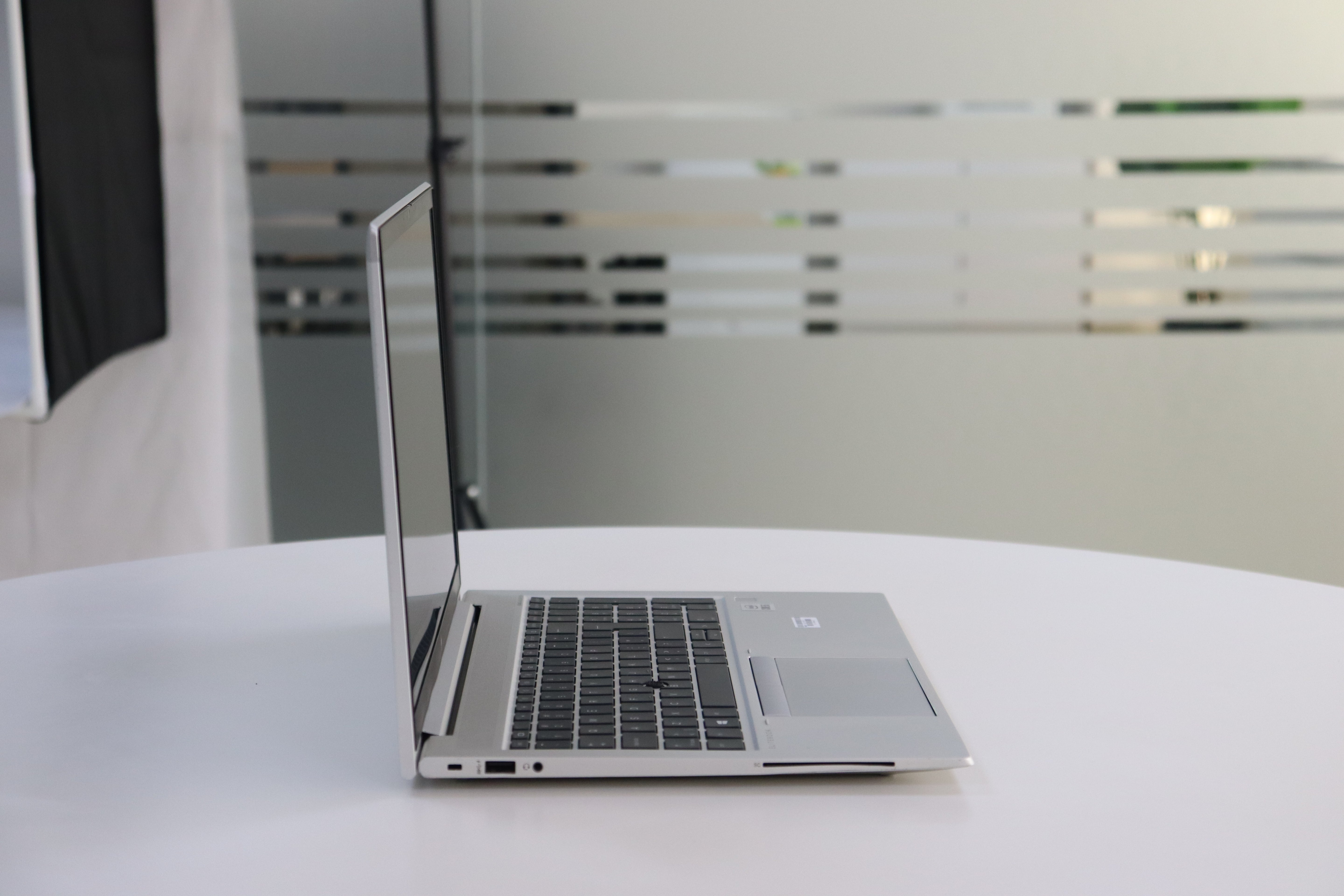 HP EliteBook 850 G7: Intel Core i5, 10th Gen, 8GB RAM, 256GB SSD SN:00452
