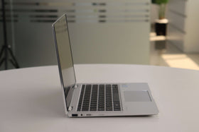 HP ELITEBOOK X360 1030 G4: 8th Gen i5, 16GB RAM, 256GB SSD, SN:71842