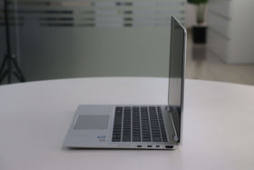 HP ELITEBOOK X360 1030 G3: 8th Gen i7, 16GB RAM, 256GB SSD, SN:47715