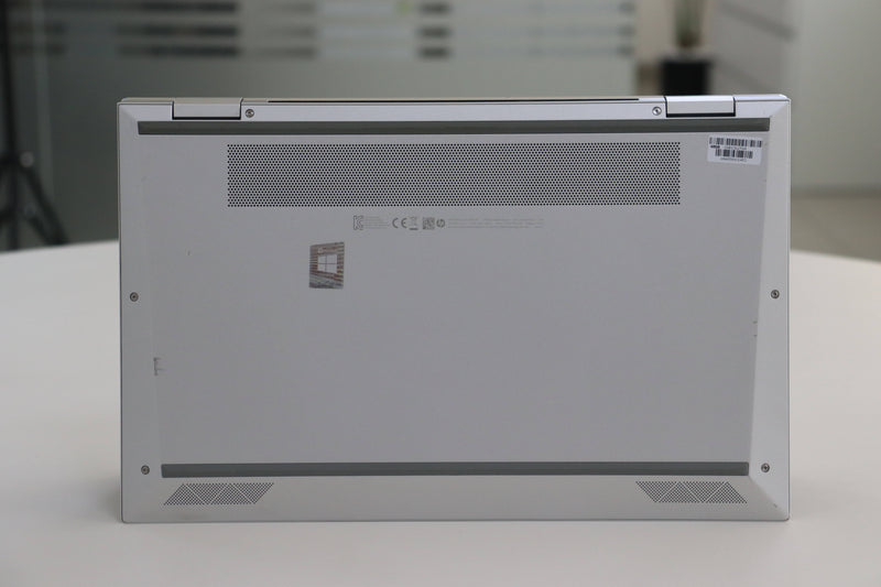 HP ELITEBOOK X360 1040 G8: 11th Gen i5, 16GB RAM, 256GB SSD, SN:21453