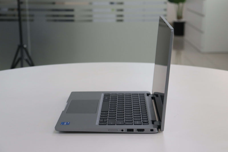Dell LATITUDE 5330: 12th Gen i5, 16GB RAM, 256GB SSD, SN:19344