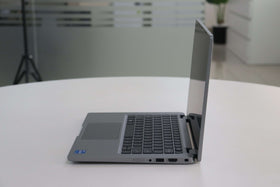 Dell LATITUDE 5330: 12th Gen i5, 16GB RAM, 256GB SSD, SN:19344