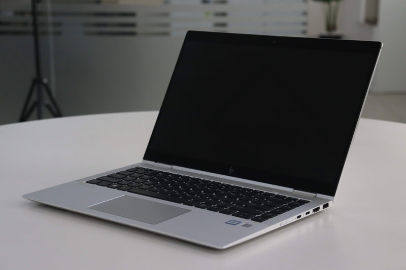 HP ELITEBOOK X360 1040 G6: 8th Gen i7, 16GB RAM, 256GB SSD, SN:21424