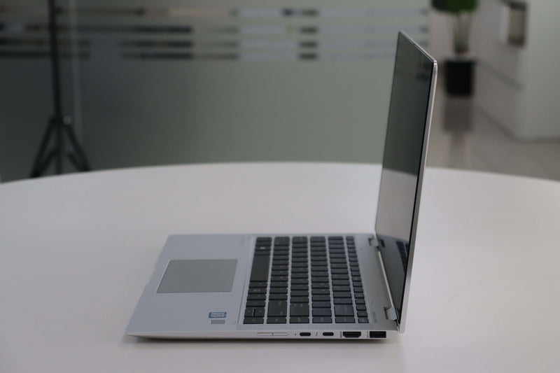 HP ELITEBOOK X360 1040 G6: 8th Gen i7, 16GB RAM, 256GB SSD, SN:21424