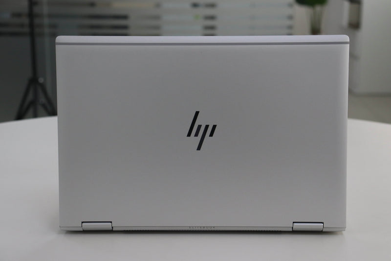 HP ELITEBOOK X360 1040 G6: 8th Gen i7, 16GB RAM, 256GB SSD, SN:21424