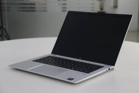 HP ELITEBOOK 840 G11: ULTRA 5, 32GB RAM, 256GB SSD, SN:60949