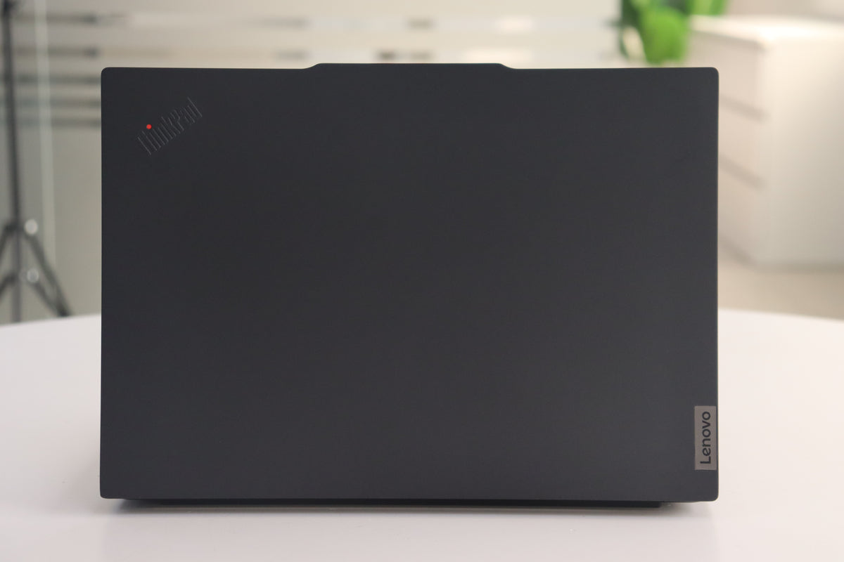 Lenovo THINKPAD E14 GEN 6: AMD RYZEN 3, 8 GB RAM, 256 GB SSD