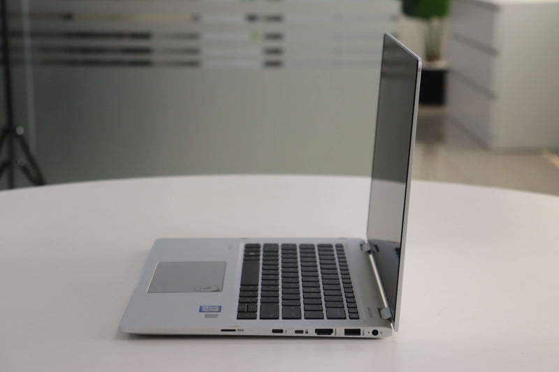 HP ELITEBOOK X360 1030 G2: 7th Gen i7, 16GB RAM, 512GB SSD, SN:18697