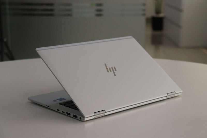HP ELITEBOOK X360 1030 G2: 7th Gen i7, 16GB RAM, 512GB SSD, SN:18697