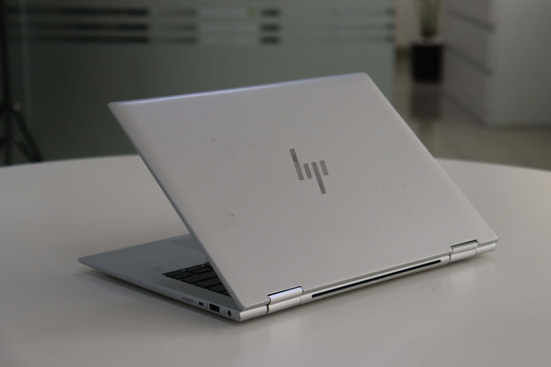 HP ELITE X360 1040 G10: 13th Gen i7, 16GB RAM, 256GB SSD, SN:18848