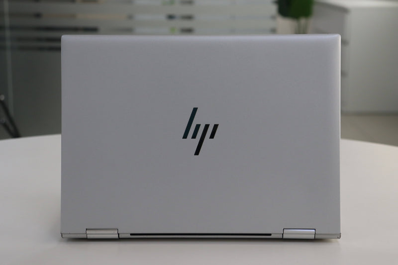 HP ELITE X360 1040 G10: 13th Gen i7, 16GB RAM, 256GB SSD, SN:21423