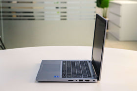Dell LATITUDE 5330: 12th Gen, Intel Core i3, 16GB RAM, 256GB SSD